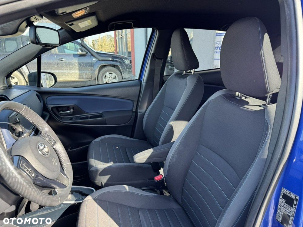 Toyota Yaris - 22