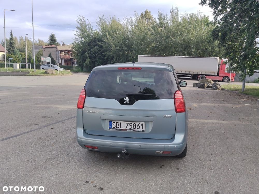 Peugeot 5008 - 6