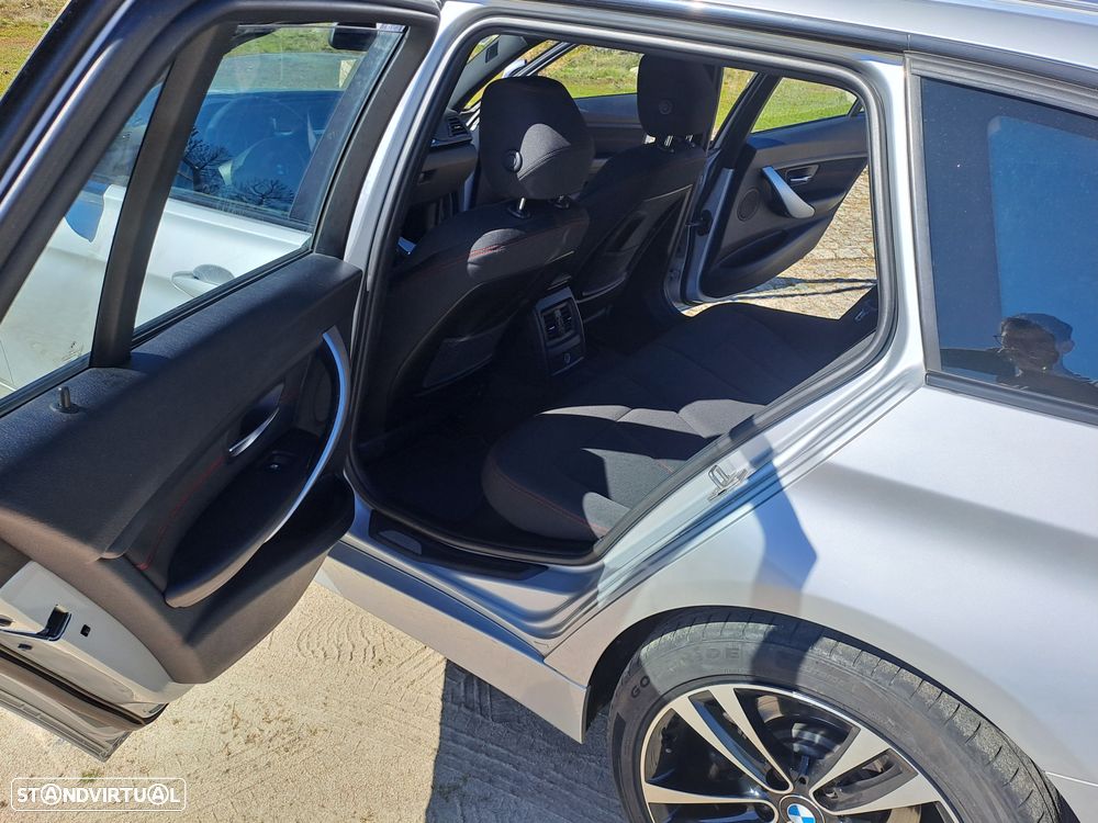 BMW 320 d Line Sport - 12