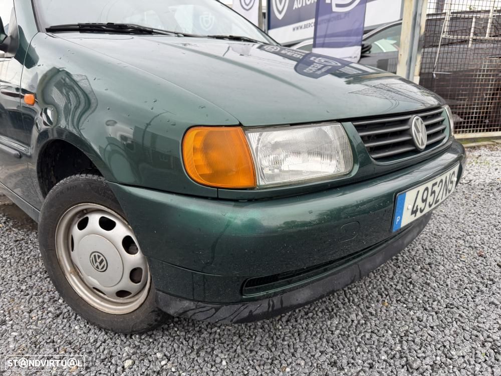 VW Polo 1.0 Confortline - 2