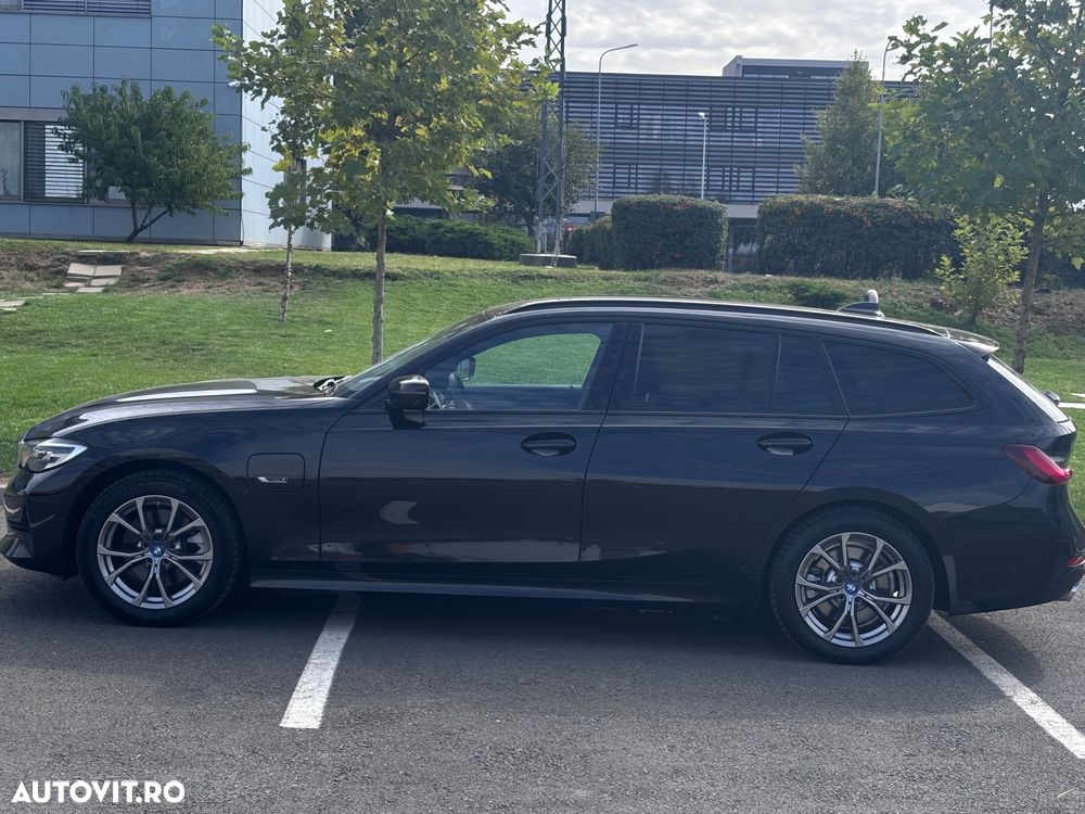 BMW Seria 3 320e Aut. Sport Line - 11