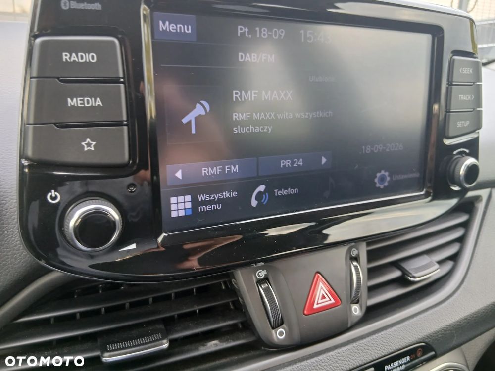 Hyundai i30 1.5 T-GDI 48V Classic + - 10