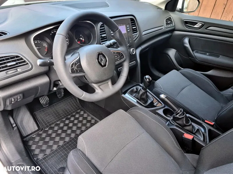 Renault Megane BLUE dCi Business - 7