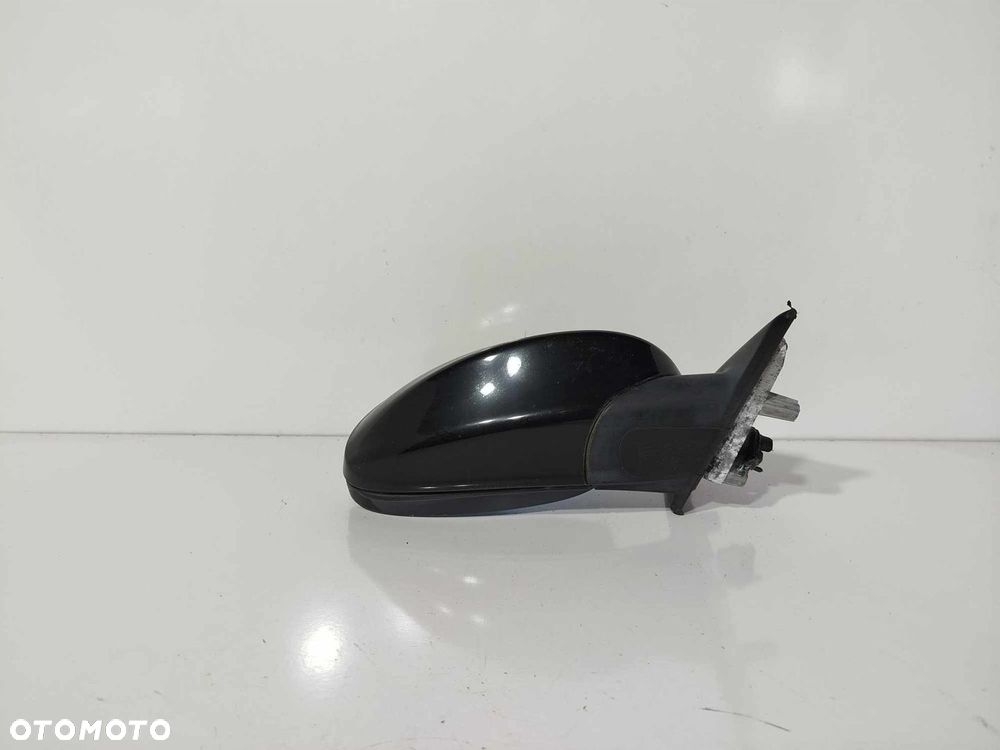 LUSTERKO PRAWE BMW 3 E90 05-11 668/ - 3