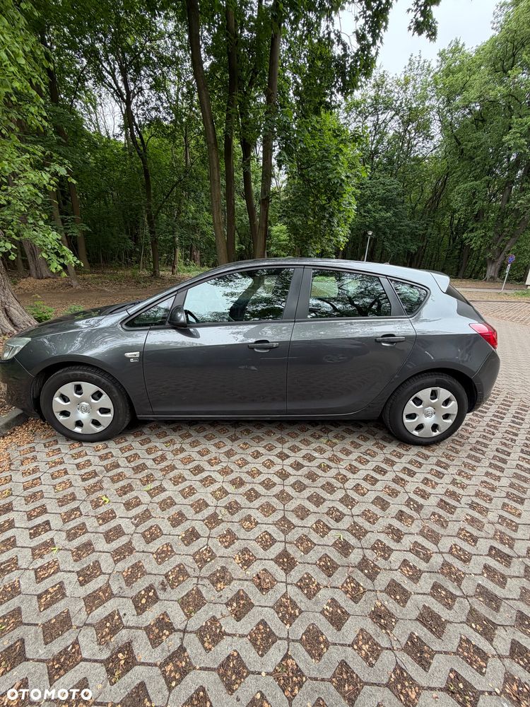 Opel Astra 1.6 - 5