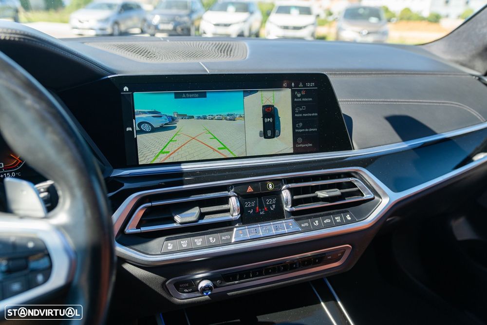 BMW X7 M50d - 24