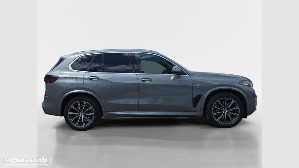 BMW X5 50 e xDrive Edição Desportiva M - 9