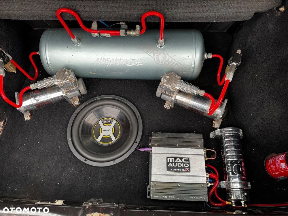 Volkswagen Golf 1.8 GT - 8