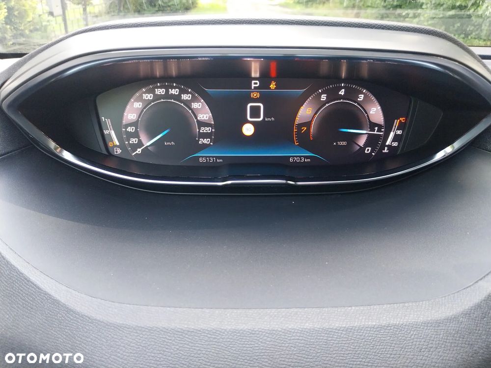 Peugeot 3008 - 17