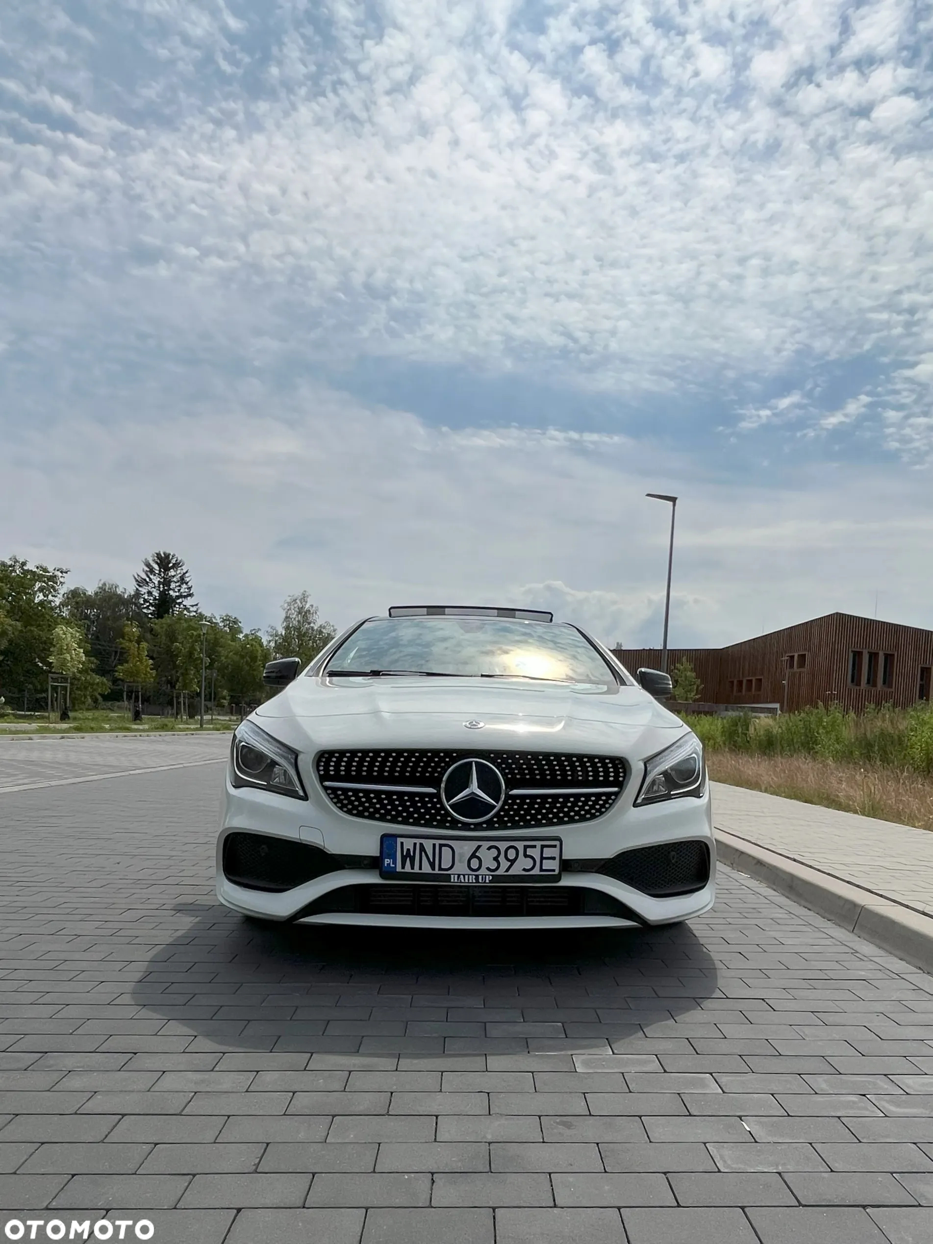 Mercedes-Benz CLA 220 4-Matic AMG Line - 16
