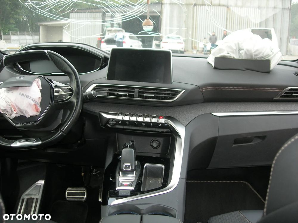 Peugeot 3008 1.5 BlueHDi GT Pack S&S EAT8 - 16