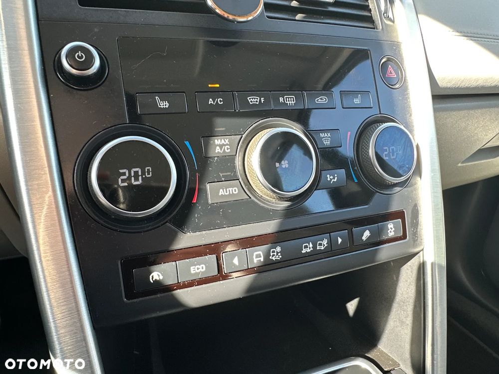 Land Rover Discovery Sport TD4 HSE - 25