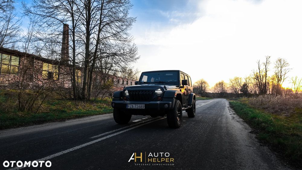 Jeep Wrangler - 1