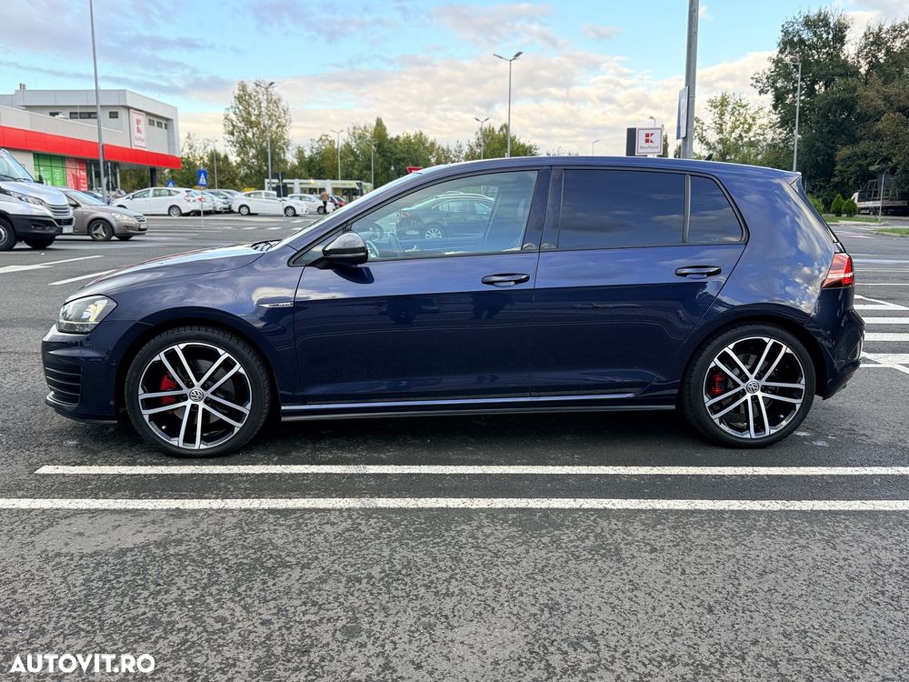 Volkswagen Golf 2.0 TDI DPF BMT DSG GTD - 4