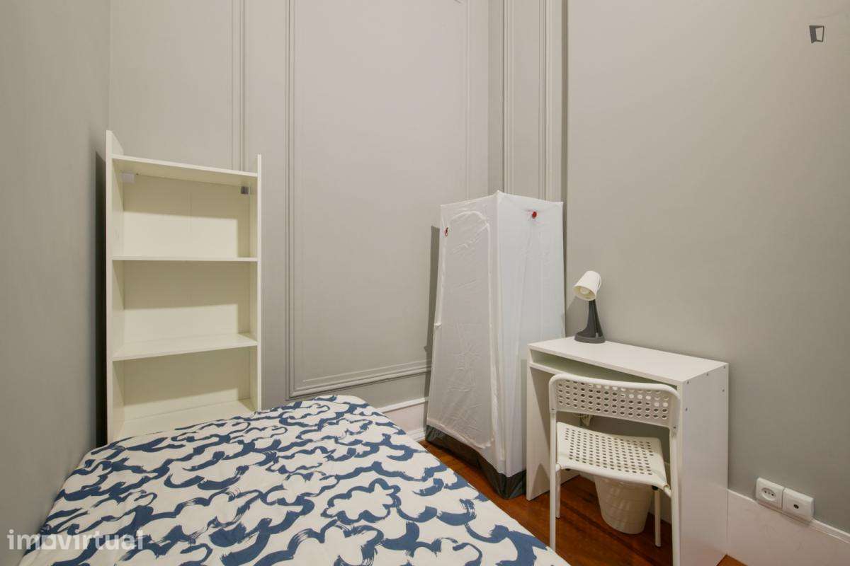 Quarto - localizado em Entrecampos Lisbon - Grande imagem: 5/50