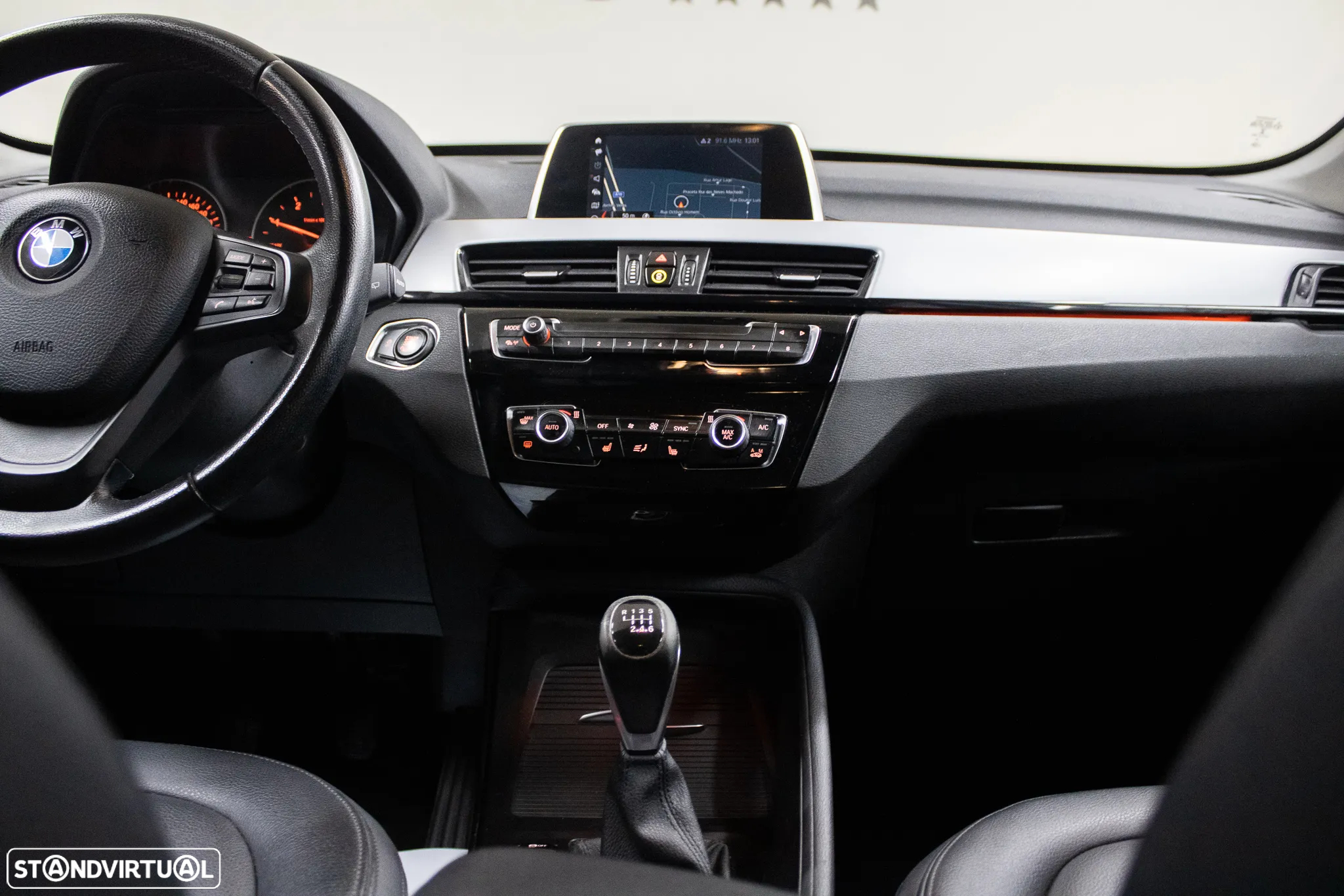 BMW X1 16 d sDrive Advantage - 43