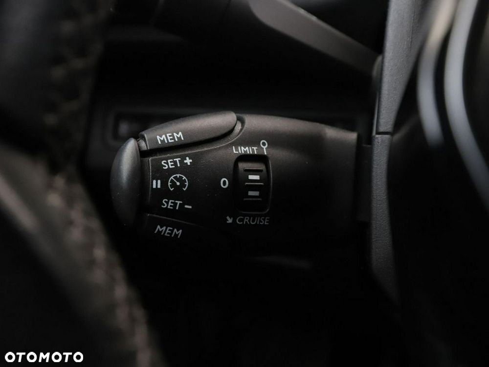 Peugeot 3008 1.5 BlueHDi Allure S&S - 33