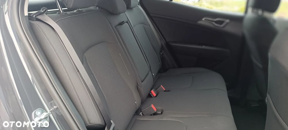 Kia Sportage 1.6 T-GDI HEV M 2WD - 14