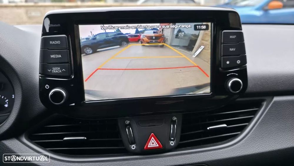 Hyundai i30 Fastback - 10