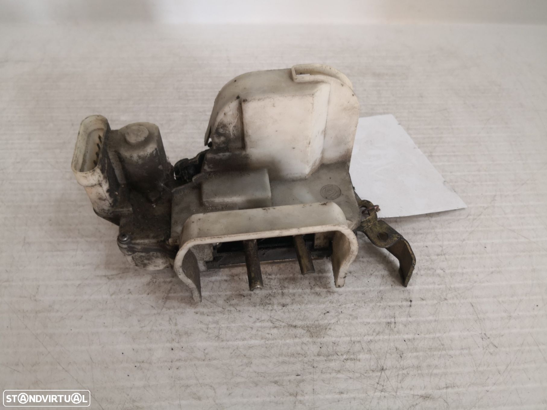 Fecho Da Porta Frente Esq Fiat Punto (176_) - 1