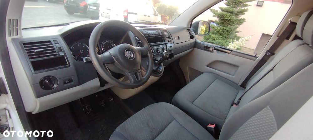 Volkswagen Transporter T5 - 14