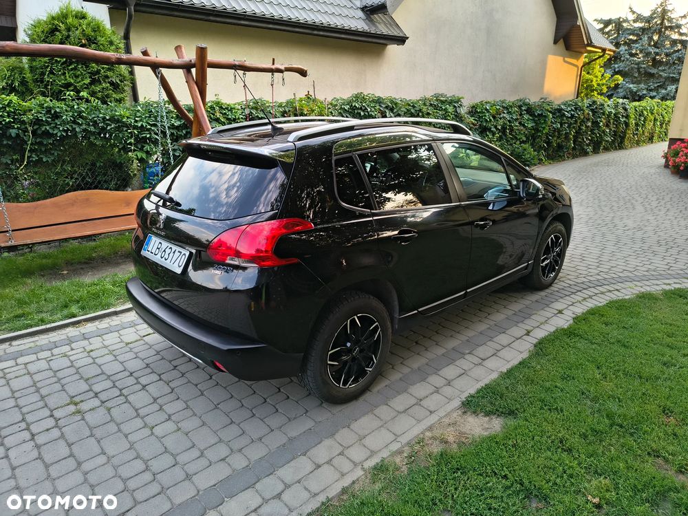 Peugeot 2008 1.2 Pure Tech Active S&S - 2