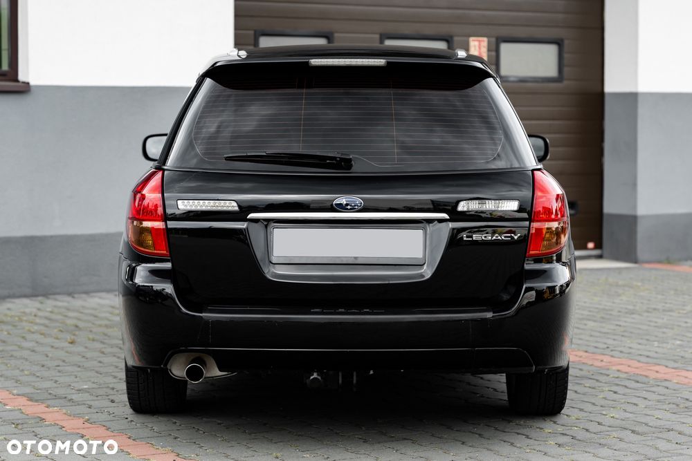 Subaru Legacy - 8