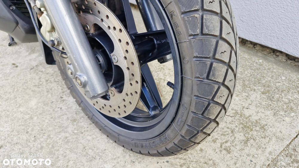 Yamaha X-max - 8