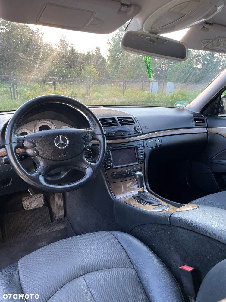Mercedes-Benz Klasa E 280 CDI 4-Matic Avantgarde - 25