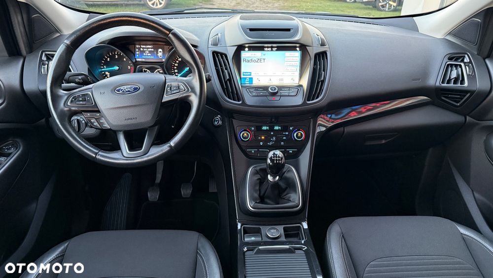 Ford Kuga - 19
