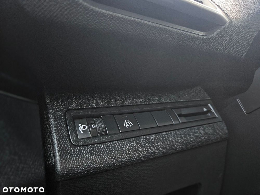 Peugeot 5008 - 21