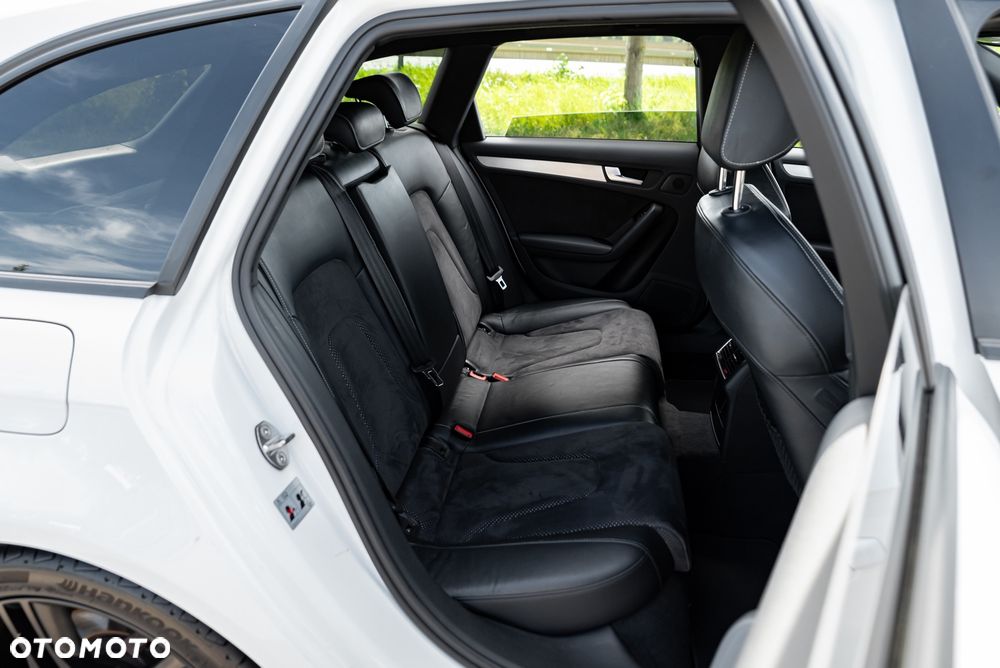 Audi A4 Avant 2.0 TFSI quattro S line Sportpaket - 21