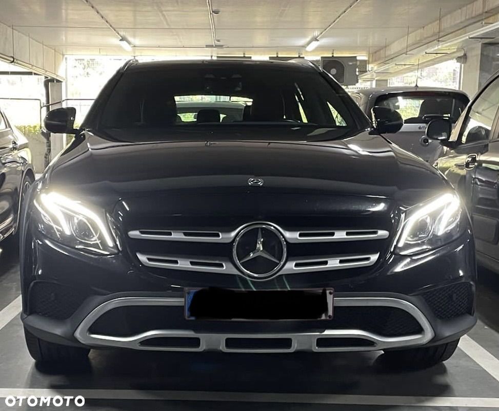 Mercedes-Benz Klasa E 220 d 4-Matic All-Terrain - 4
