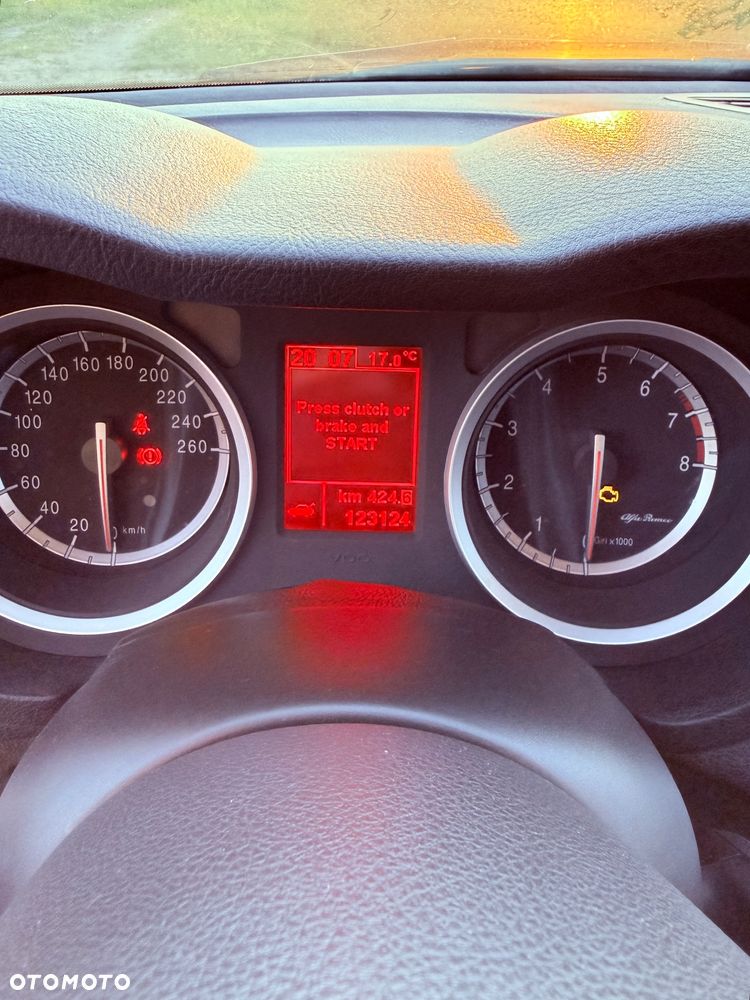 Alfa Romeo 159 1.9JTS Progression - 23