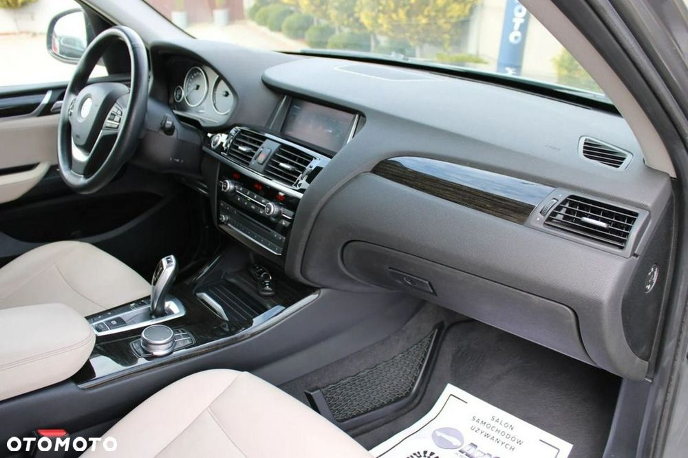 BMW X3 xDrive20d xLine - 31