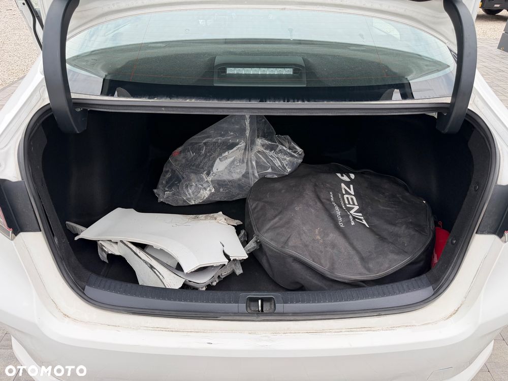 Toyota Corolla 1.8 Hybrid Comfort - 40