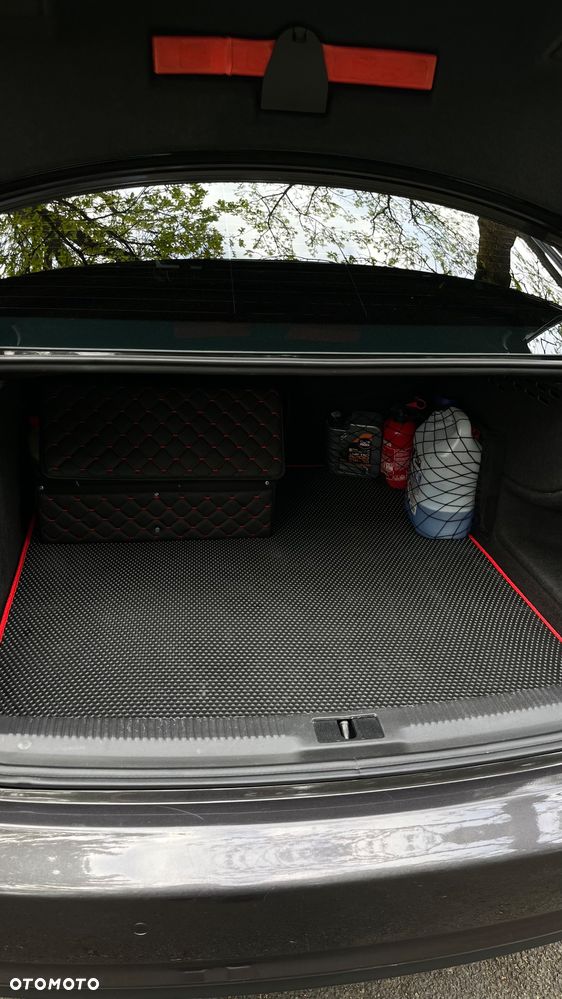 Audi A4 Limousine 2.0 TDI DPF multitronic Ambiente - 36
