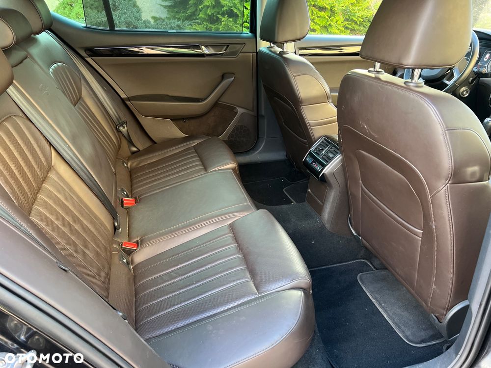 Skoda Superb 2.0 TDI DSG L&K - 37