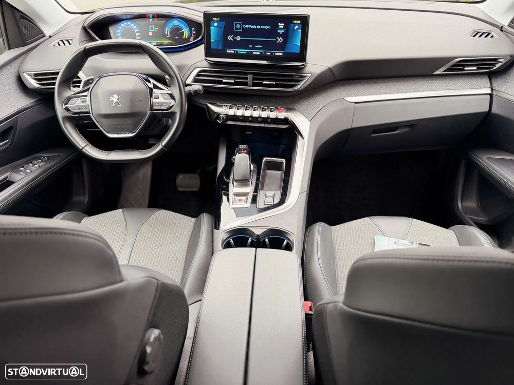 Peugeot 3008 1.6 Hybrid Allure Pack e-EAT8 - 4