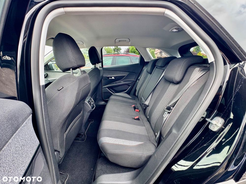 Peugeot 3008 1.2 PureTech Allure S&S - 14