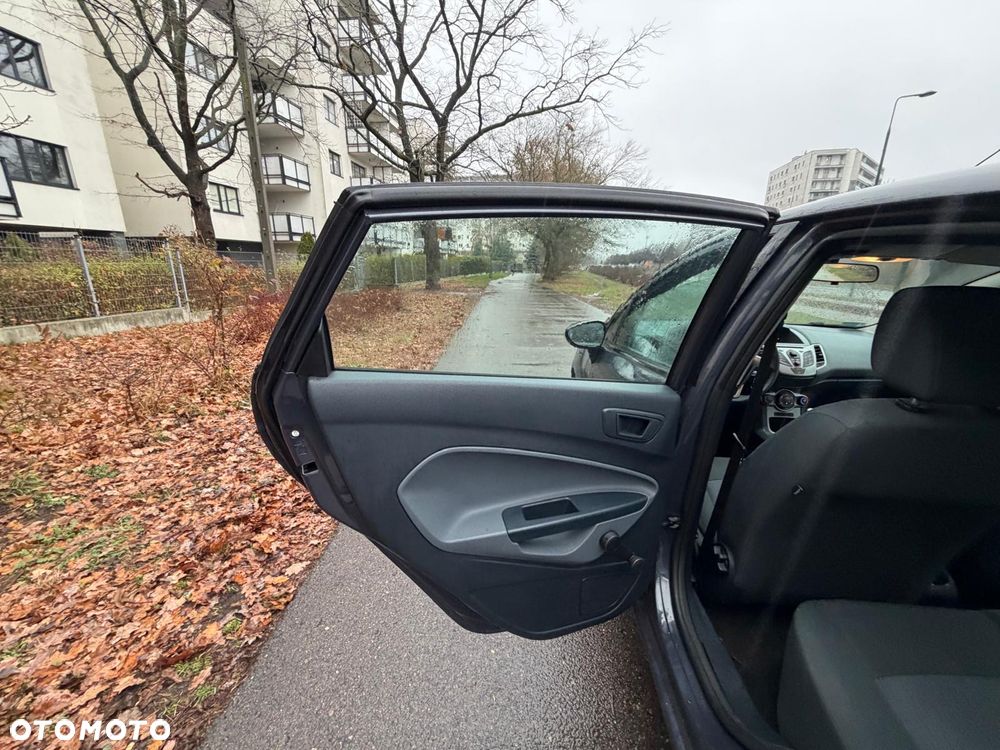 Ford Fiesta 1.25 Champions Edition - 15