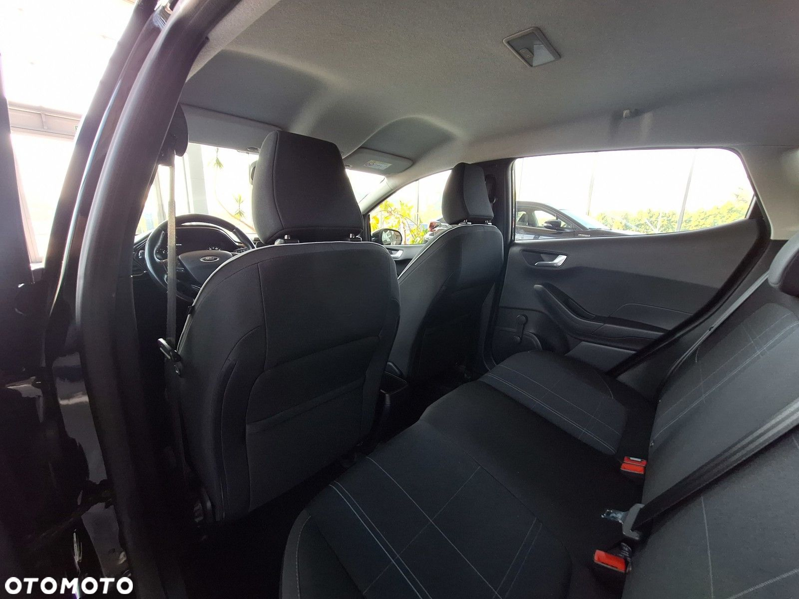 Ford Fiesta 1.0 EcoBoost Trend - 25