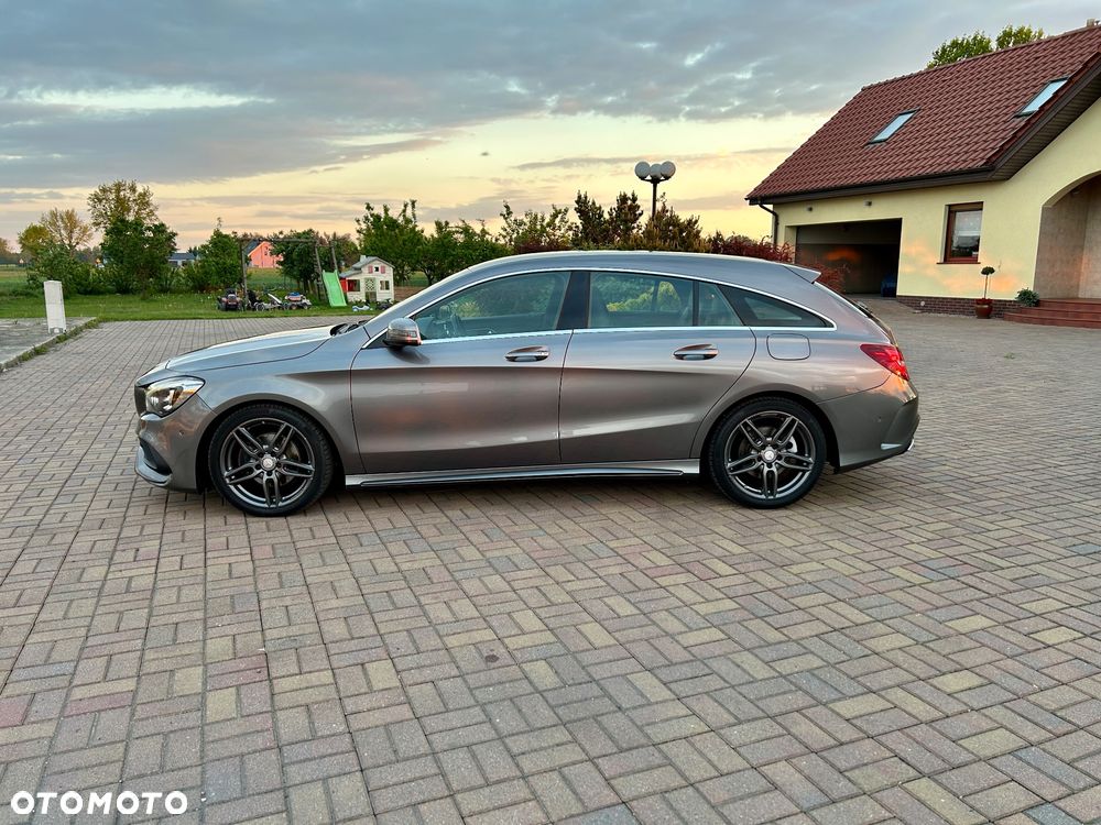 Mercedes-Benz CLA 180 7G-DCT AMG Line - 15