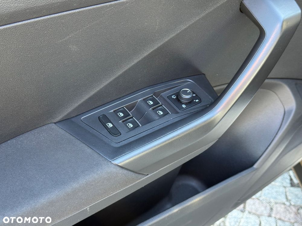 Volkswagen T-Roc 1.0 TSI Premium - 25