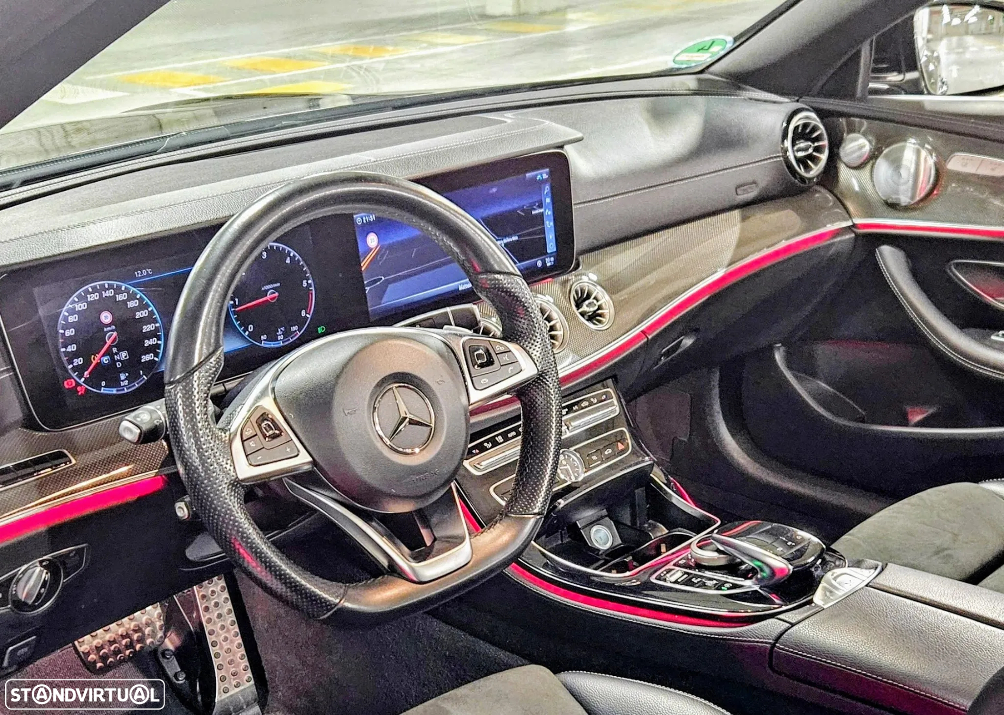 Mercedes-Benz E 220 d Coupe 9G-TRONIC AMG Line - 20