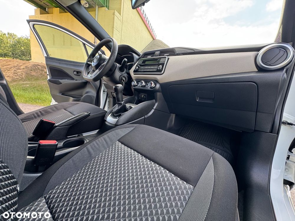 Nissan Micra 1.0 Visia Plus - 24