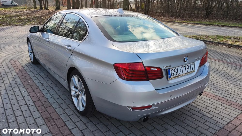 BMW Seria 5 535i xDrive Luxury Line - 3
