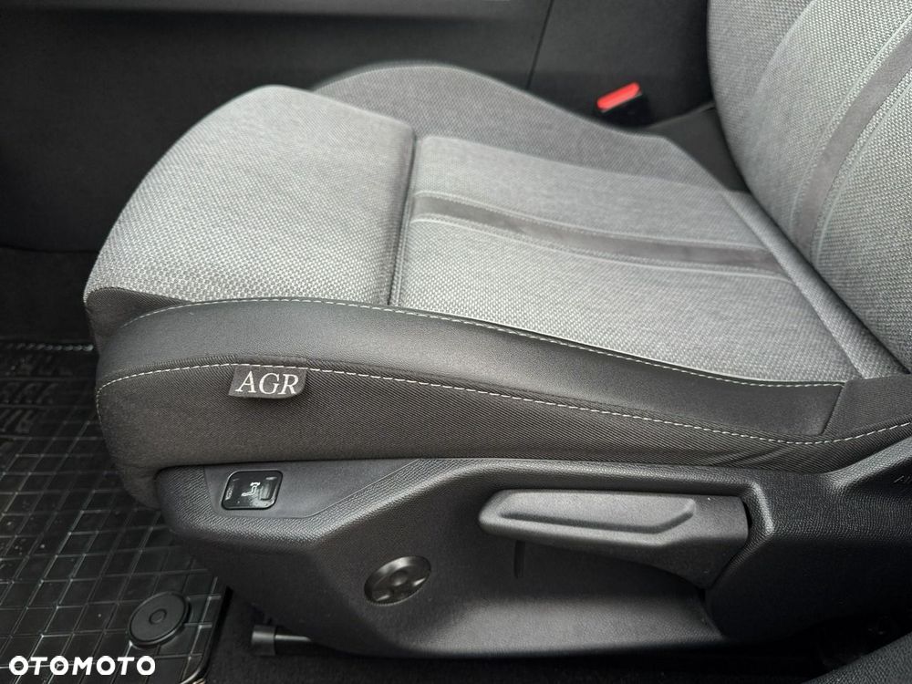 Opel Astra 1.2 T Elegance S&S - 13
