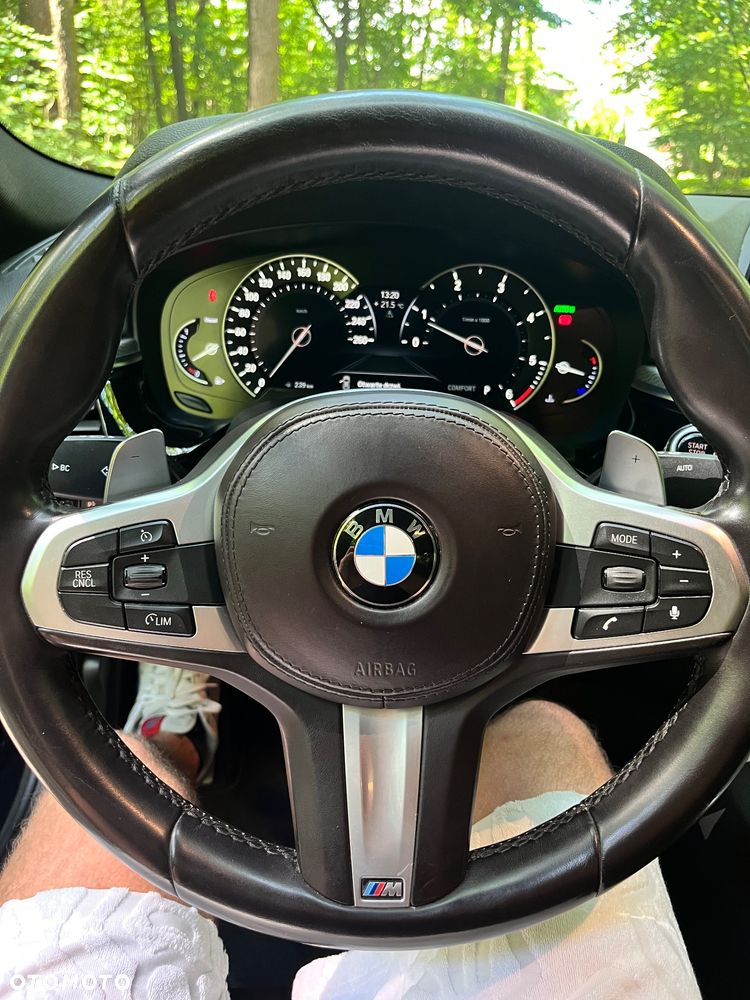 BMW Seria 5 520d xDrive M Sport sport - 18