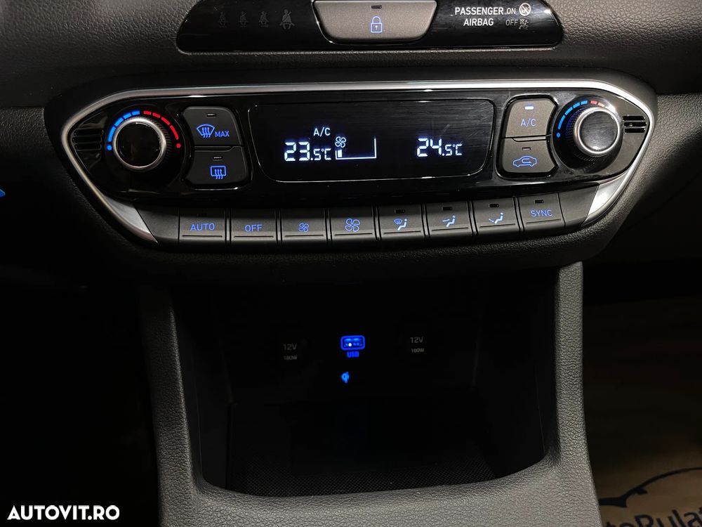 Hyundai i30 1.6 CRDI 48V-Hybrid DCT Trend - 18